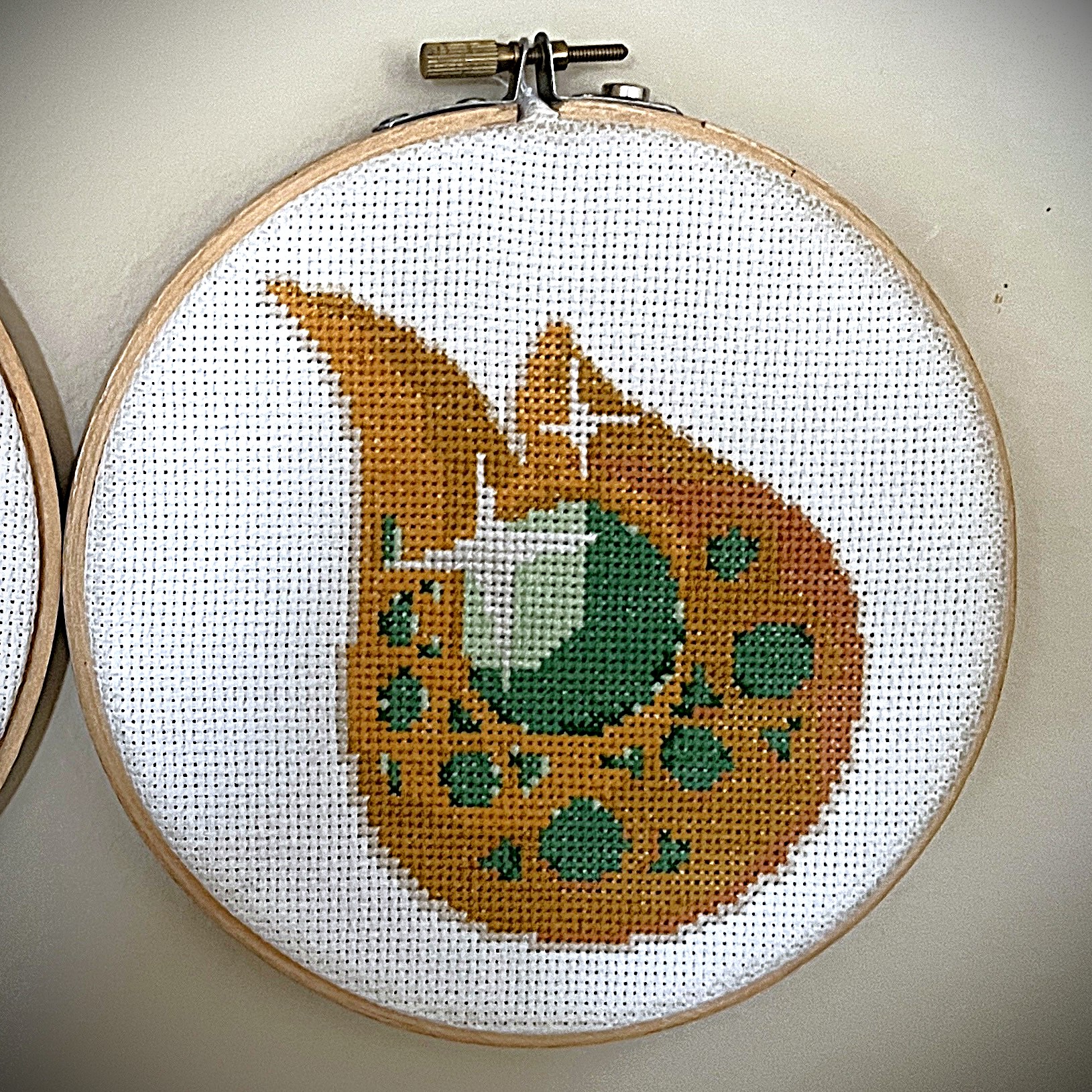 Zelda Stamina Container Cross-Stitch